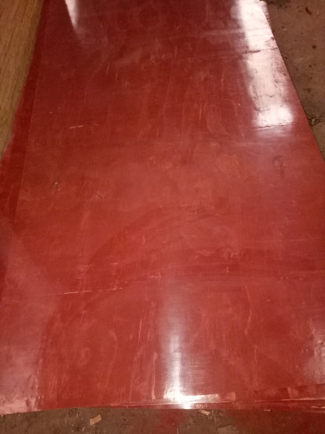 廠家直銷建筑模板，彩色瀝青專用鐵紅，色粉