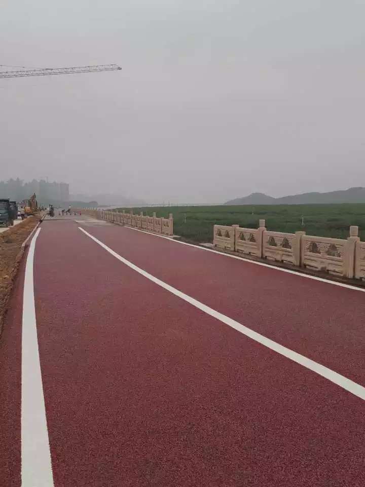 廠家直銷建筑模板，彩色瀝青專用鐵紅，色粉